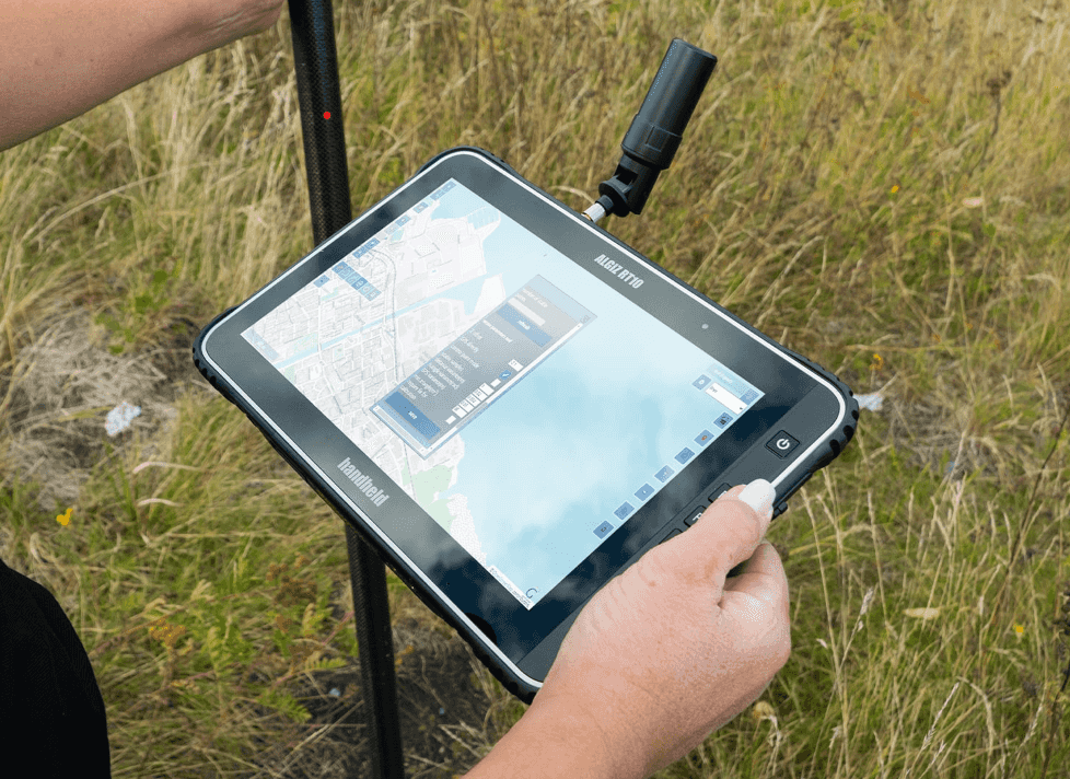 Handheld Square Image